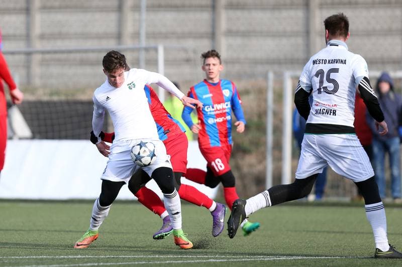 Football. Sparing. MFK Karvina - Piast Gliwice. 20.01.2018