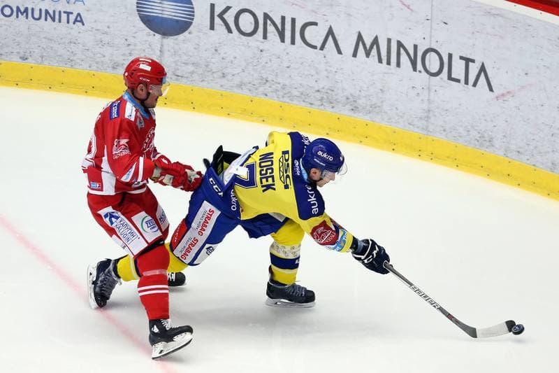 Ice Hockey. Tipsport Extraliga. Ocelari Trinec - Aukro Berani Zlin. 06.02.2018