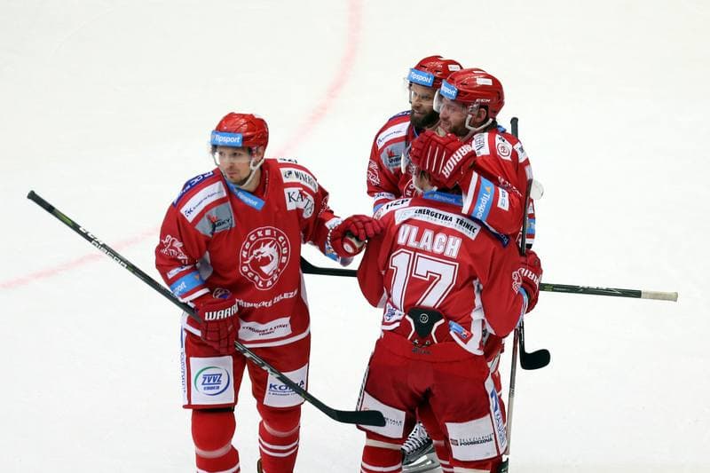 Ice Hockey. Tipsport Extraliga. Ocelari Trinec - Aukro Berani Zlin. 06.02.2018