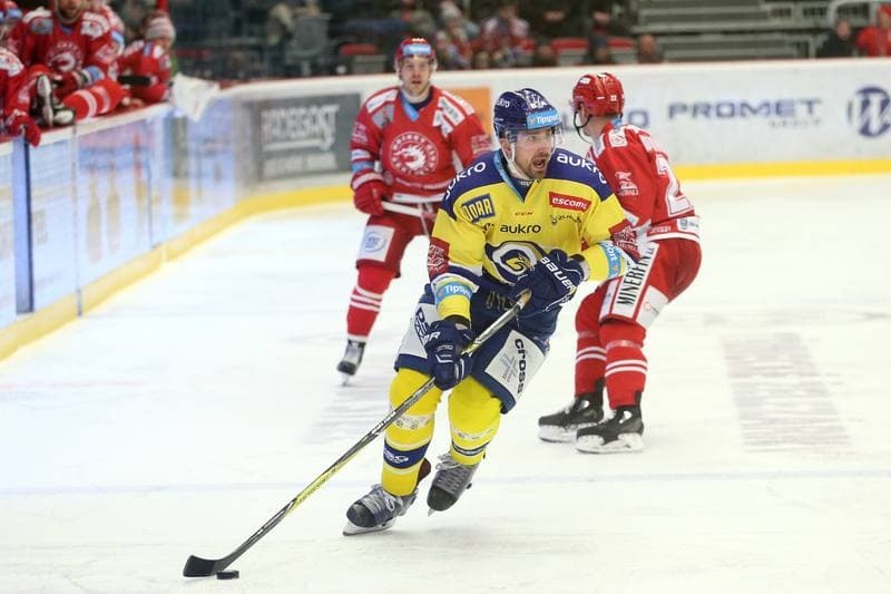 Ice Hockey. Tipsport Extraliga. Ocelari Trinec - Aukro Berani Zlin. 06.02.2018