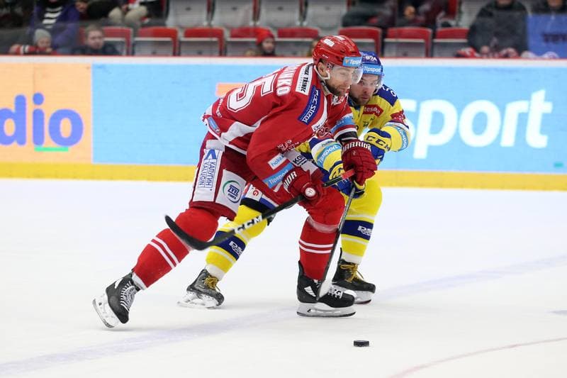 Ice Hockey. Tipsport Extraliga. Ocelari Trinec - Aukro Berani Zlin. 06.02.2018