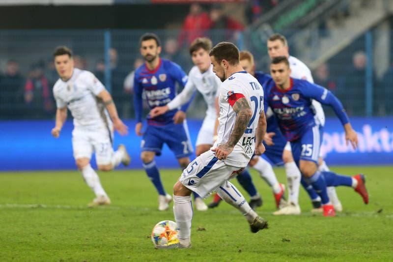 Football. PKO BP Ekstraklasa. Piast Gliwice - Lech Poznan. 15.02.2019