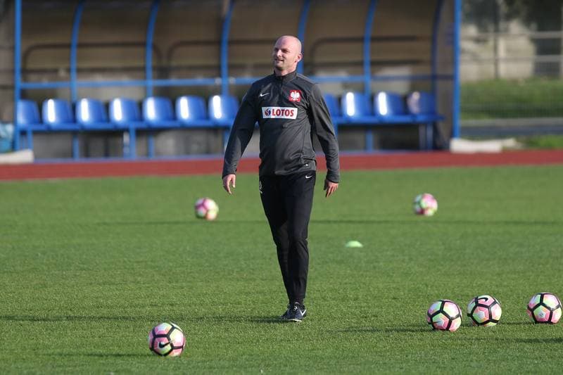Football. Poland U19. Training. 02.10.2017