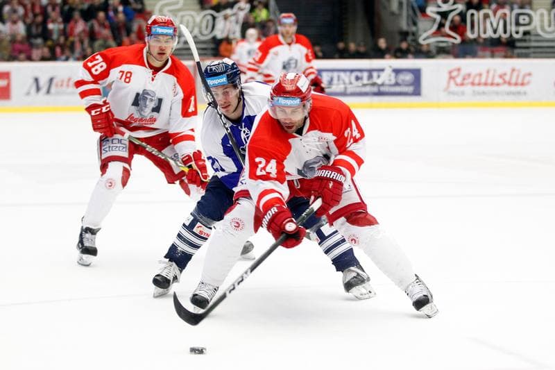 Ice Hockey. Tipsport Extraliga. Ocelari Trinec - Bili Tygri Liberec. 05.02.2017
