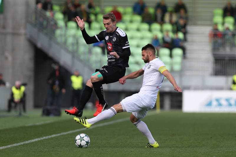 Football. ePojisteni.cz 1 liga. MFK Karvina - FC Hradec Kralove. 30.04.2017