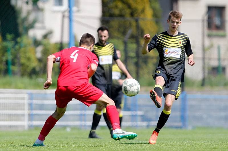 Football. IV Liga. Piast II Gliwice - Ruch II Radzionkow. 05.05.2018
