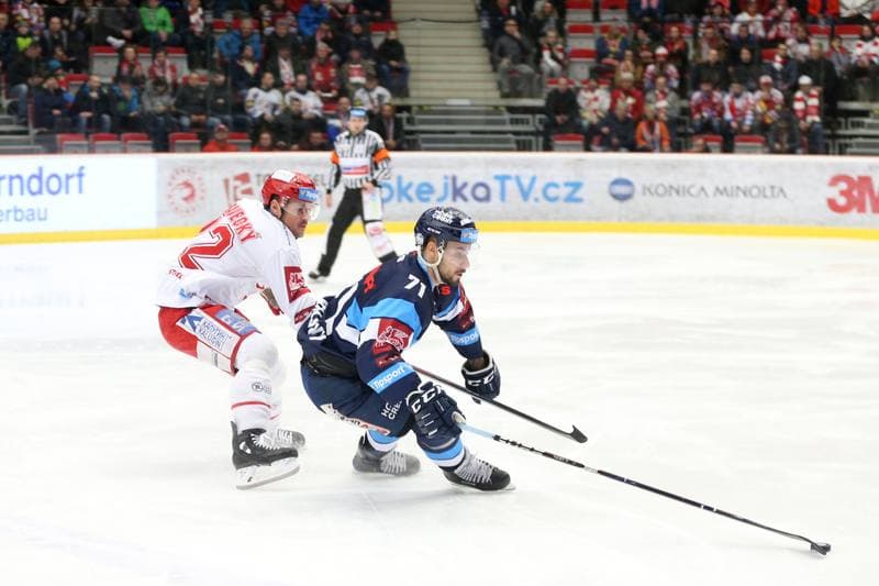 Ice Hockey. Tipsport Extraliga. Ocelari Trinec - Bily Tygri Liberec. 13.02.2019