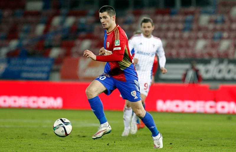 Football. PKO BP Ekstraklasa. Gornik Zabrze - Piast Gliwice. 01.12.2015