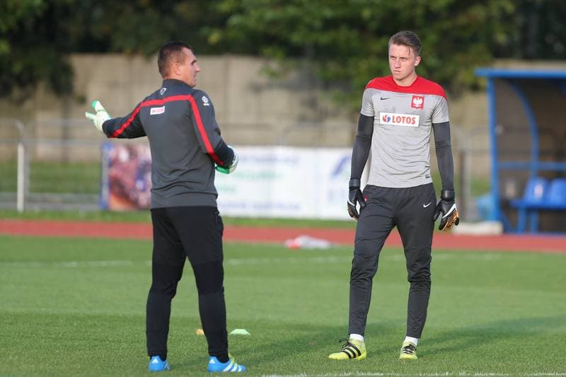 Football. Poland U19. Training. 02.10.2017
