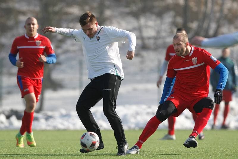 Football. Sparing. Polonia Bytom - Ruch Zdzieszowice. 15.02.2017