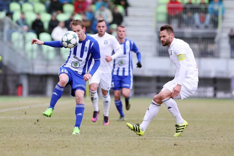 Football. ePojisteni.cz 1 Liga. MFK Karvina - FK Mlada Boleslav. 19.02.2017