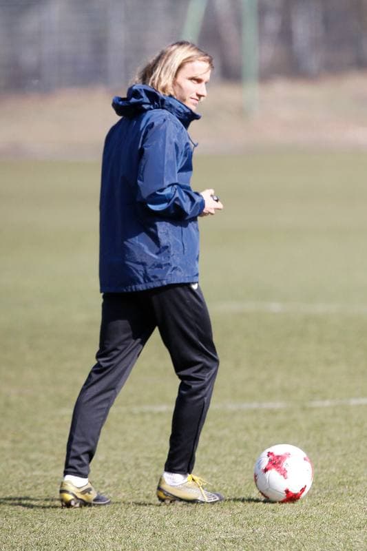Football. Piast Gliwice. Training. 08.03.2017