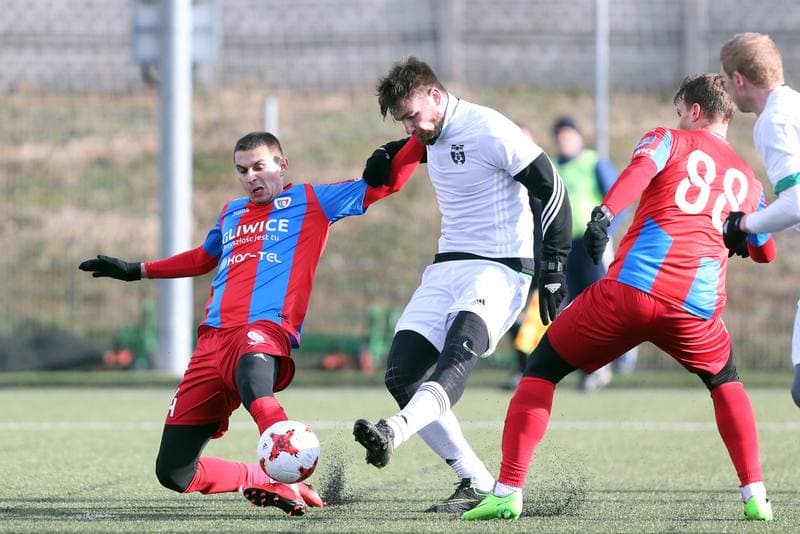 Football. Sparing. MFK Karvina - Piast Gliwice. 20.01.2018