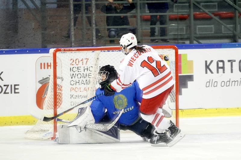 Ice Hockey. Women's World Championship. Kazakhstan - Poland. 09.04.2017