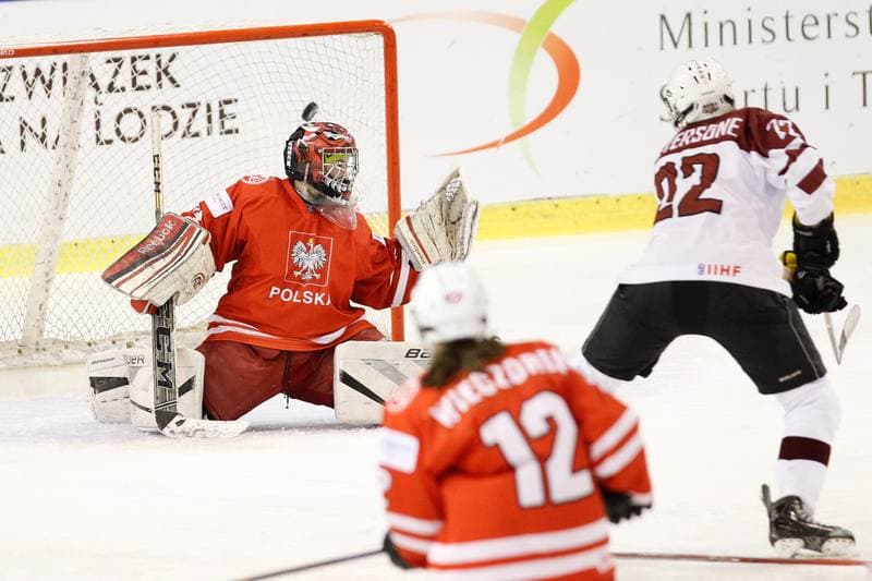 Ice Hockey. Women's World Championship. Latvia - Poland. 12.04.2017