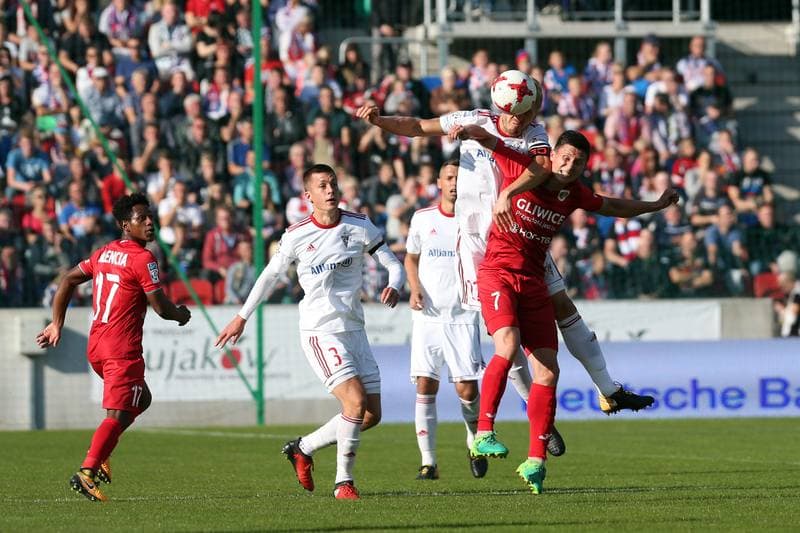 Football. Lotto Ekstraklasa. Gornik Zabrze - Piast Gliwice. 01.10.2017