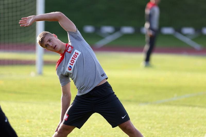 Football. Poland U19. Training. 02.10.2017