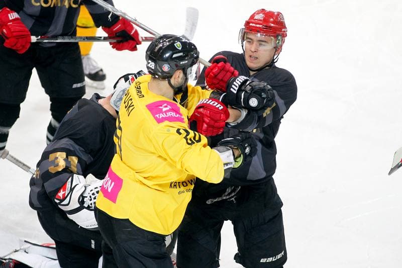Ice Hockey. Tauron Hokej Liga. Tauron KH GKS Katowice - Comarch Cracovia. 17.11.2017