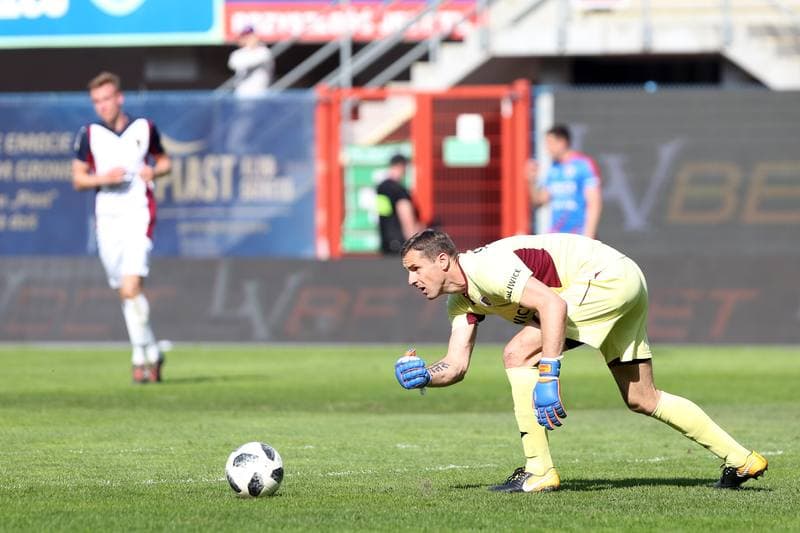 Football. Lotto Ekstraklasa. Piast Gliwice - Pogon Szczecin. 21.04.2018