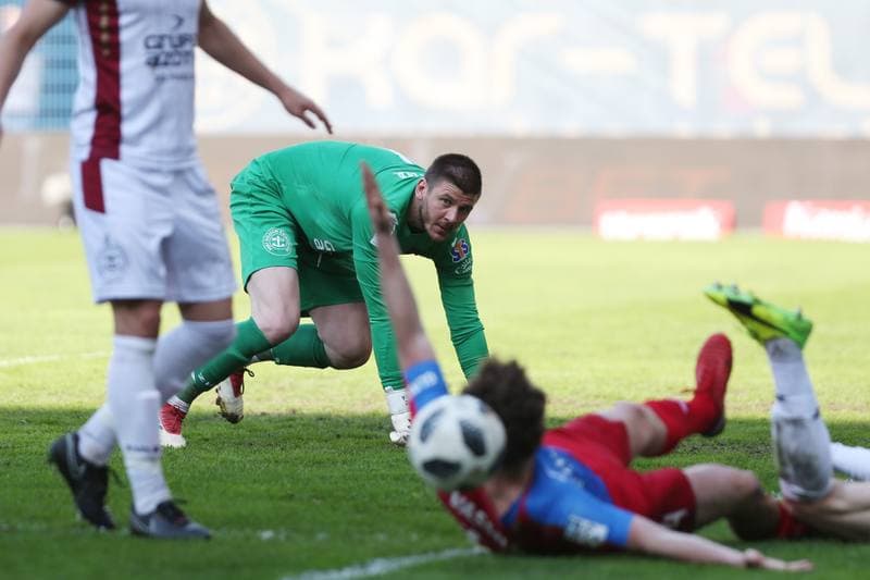 Football. Lotto Ekstraklasa. Piast Gliwice - Pogon Szczecin. 21.04.2018