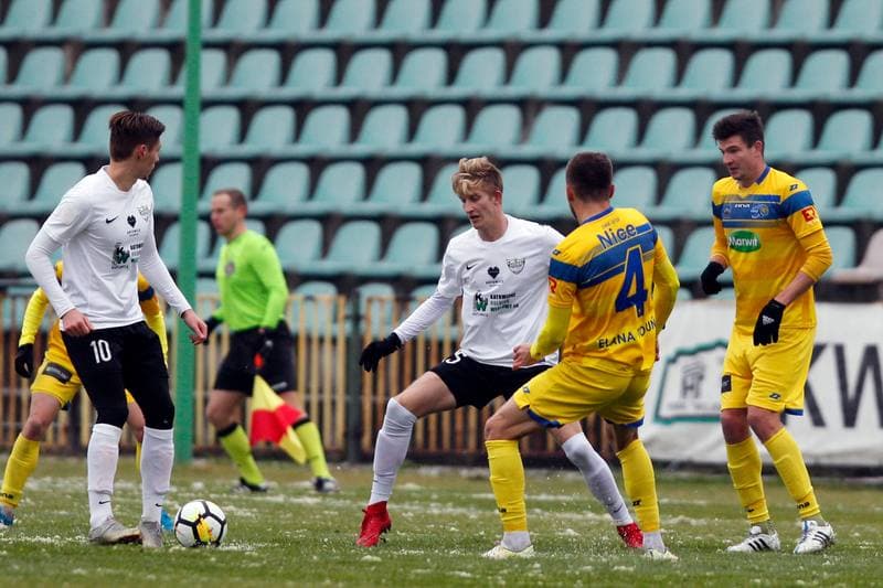 Football. II Liga. Rozwoj Katowice - Elana Torun. 21.11.2018