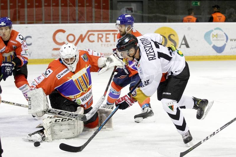 Ice Hockey. Polska Hokej Liga. GKS Tychy - Weglokoks Kraj Polonia Bytom. 02.10.2018
