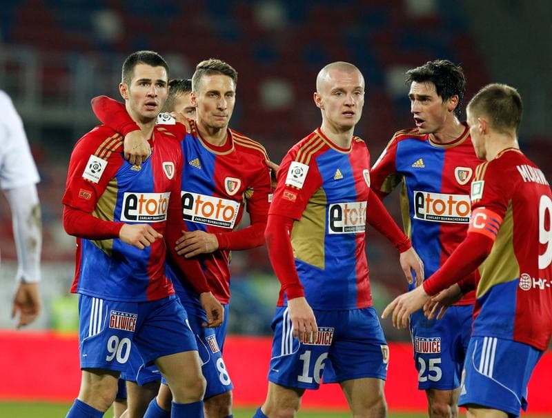 Football. PKO BP Ekstraklasa. Gornik Zabrze - Piast Gliwice. 01.12.2015