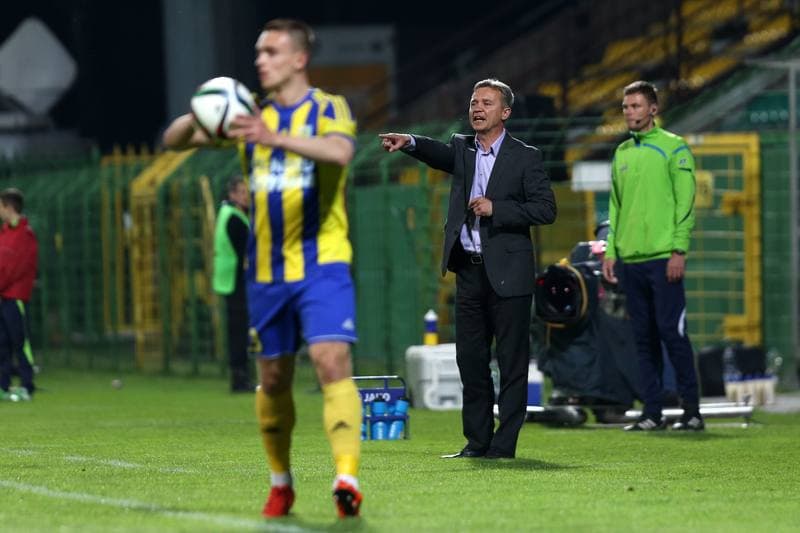Football. I Liga. Rozwoj Katowice - Arka Gdynia. 06.05.2016