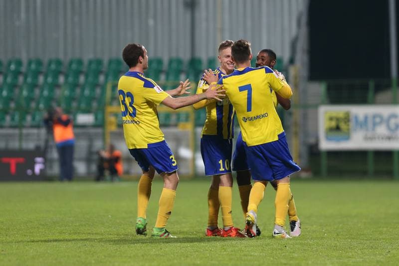 Football. I Liga. Rozwoj Katowice - Arka Gdynia. 06.05.2016