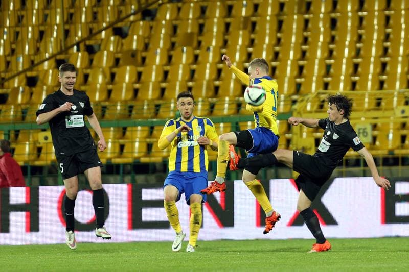 Football. I Liga. Rozwoj Katowice - Arka Gdynia. 06.05.2016