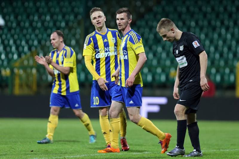 Football. I Liga. Rozwoj Katowice - Arka Gdynia. 06.05.2016