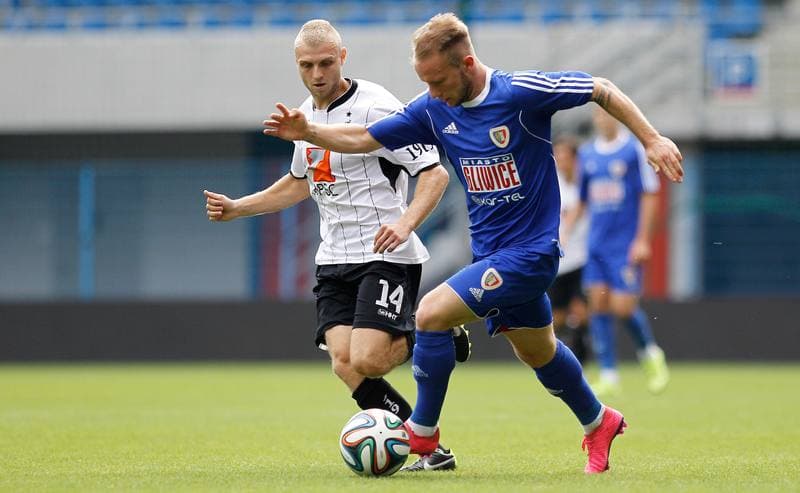 Football. III Liga Opolsko Slaska. Piast II Gliwice - Szombierki Bytom. 22.08.2015