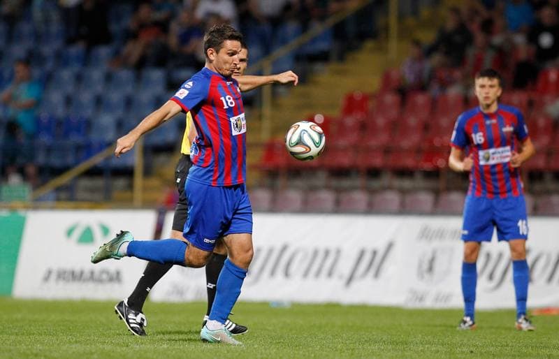 Football. II Liga. Polonia Bytom - ROW 1964 Rybnik. 26.08.2015
