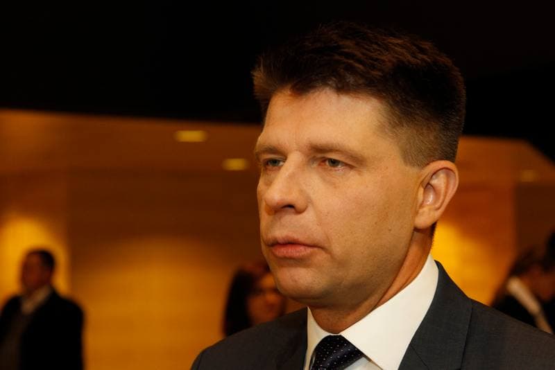 Janusz Piechocinski. Press Conference. 12.10.2015