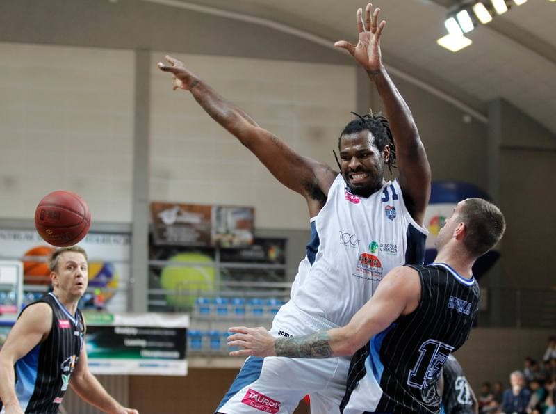 Basketball. Tauron Basket Liga. MKS Dabrowa Gornicza - Stal Ostrow Wielkopolski. 15.11.2015