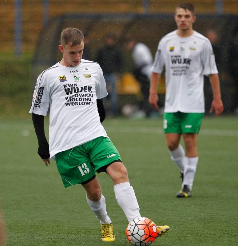 Football. Liga Okregowa Katowice. Rozwoj II Katowice - AKS Mikolow. 15.11.2015