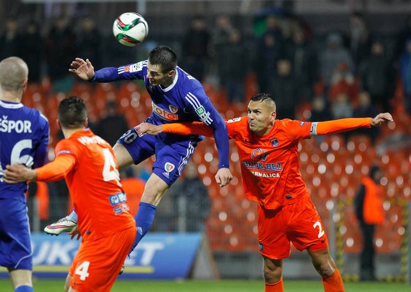 Football. PKO BP Ekstraklasa. Termalica Bruk-Bet Nieciecza - Piast Gliwice. 20.11.2015