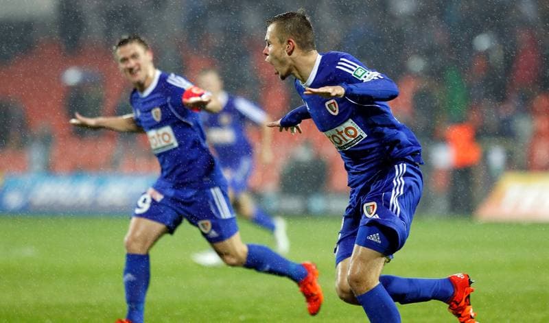 Football. PKO BP Ekstraklasa. Termalica Bruk-Bet Nieciecza - Piast Gliwice. 20.11.2015