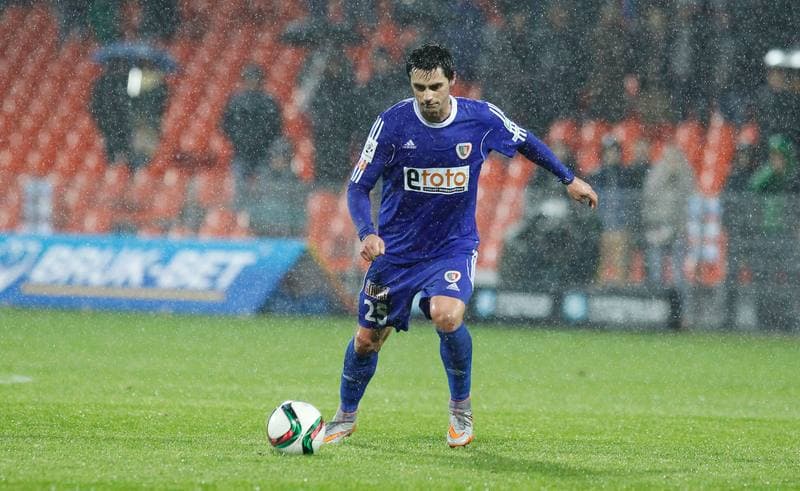 Football. PKO BP Ekstraklasa. Termalica Bruk-Bet Nieciecza - Piast Gliwice. 20.11.2015