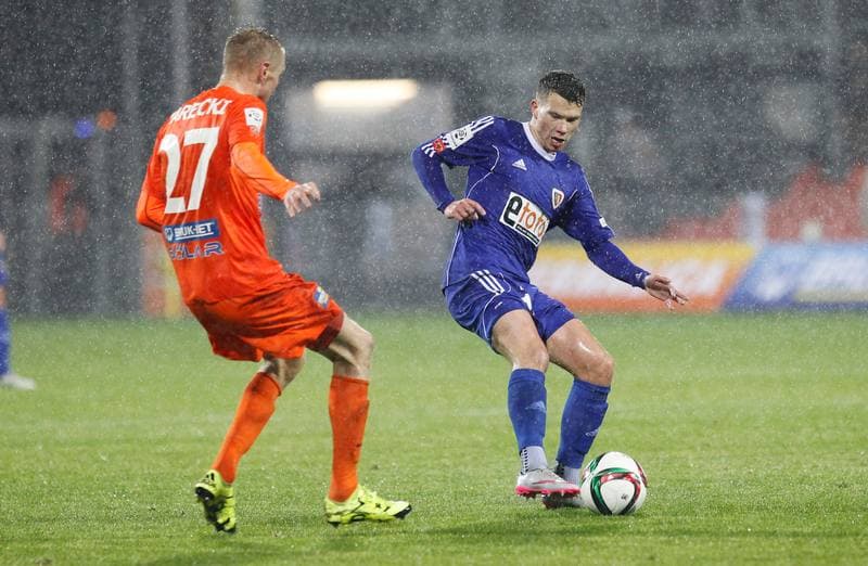 Football. PKO BP Ekstraklasa. Termalica Bruk-Bet Nieciecza - Piast Gliwice. 20.11.2015