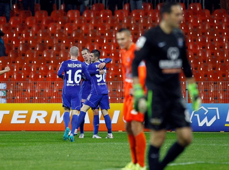 Football. PKO BP Ekstraklasa. Termalica Bruk-Bet Nieciecza - Piast Gliwice. 20.11.2015