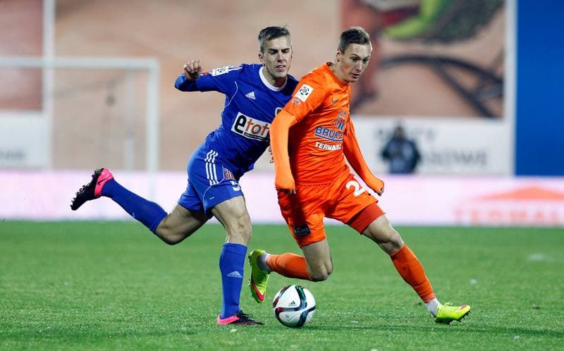 Football. PKO BP Ekstraklasa. Termalica Bruk-Bet Nieciecza - Piast Gliwice. 20.11.2015