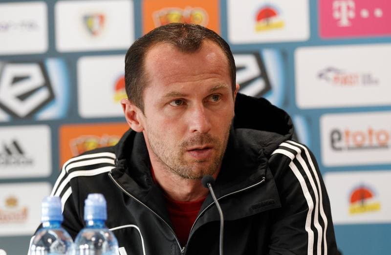 Football. Piast Gliwice. Press Conference. 25.11.2015