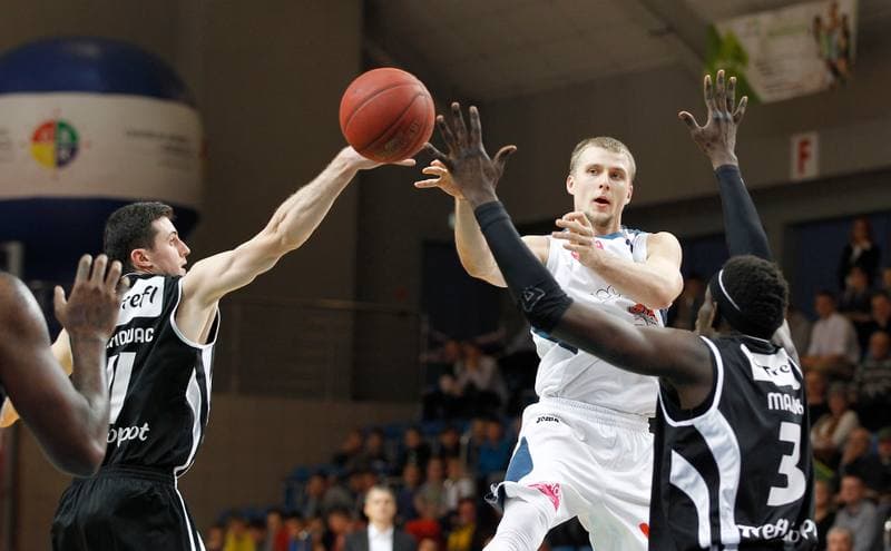 Basketball. Tauron Basket Liga. MKS Dabrowa Gornicza - Trefl Sopot. 25.11.2015