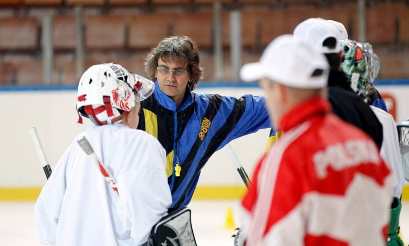 Ice Hockey. Jaroslaw Byrski Camp. Training. 27.11.2015