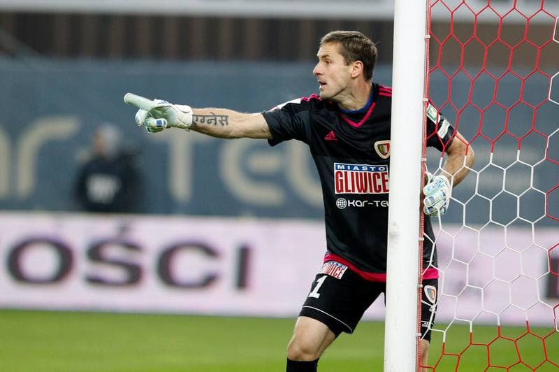 Football. PKO BP Ekstraklasa. Piast Gliwice - Ruch Chorzow. 27.11.2015