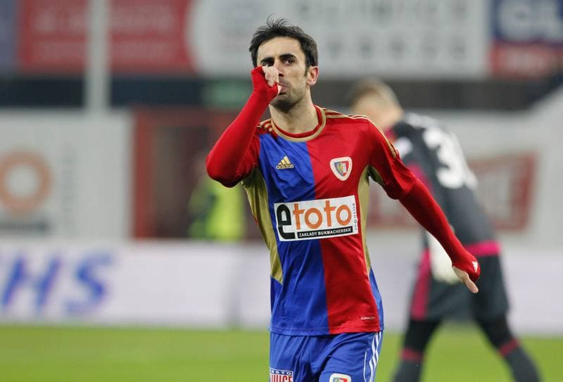 Football. PKO BP Ekstraklasa. Piast Gliwice - Ruch Chorzow. 27.11.2015