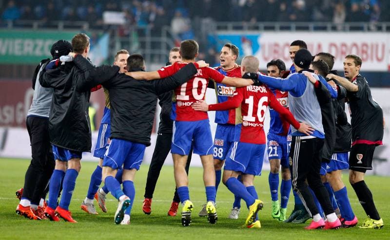 Football. PKO BP Ekstraklasa. Piast Gliwice - Ruch Chorzow. 27.11.2015