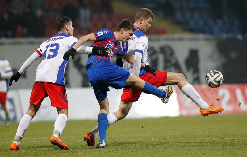 Football. II Liga. Polonia Bytom - Wisla Pulawy. 28.11.2015